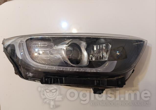 Desni far za Kia - Stonic - 2017