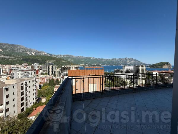 Dvosoban stan 107m2 - Budva - Babin Do