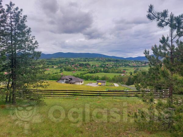 Porodična kuća 259m2 - Užice - Kremna