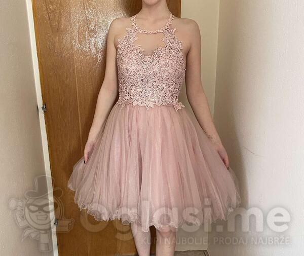 Haljina za malu maturu