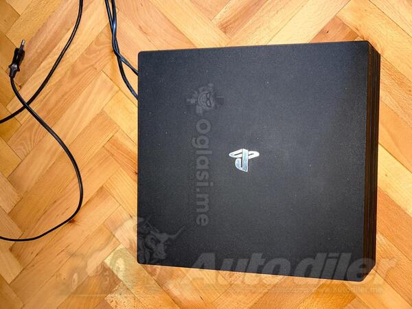 Sony - PlayStation 4