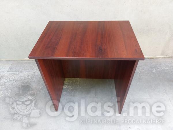 3 kancelarijska stola - ukupna cijena 110 eur