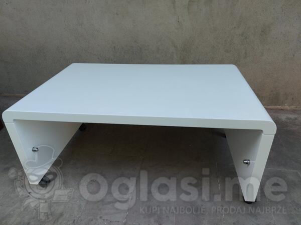 Sto za dnevni boravak - cijena 50 eur