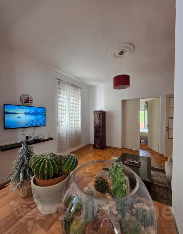 Dvosoban stan 73m2 - Podgorica - Centar grada