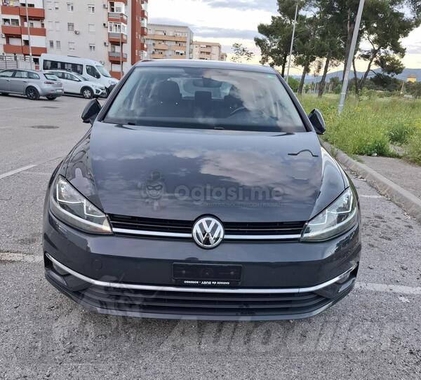 Volkswagen - Golf 7.5 - 2.0TDI 4Motion Highline