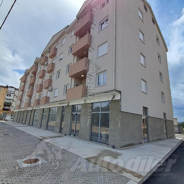 Dvosoban stan 61m2 - Nikšić - Centar grada