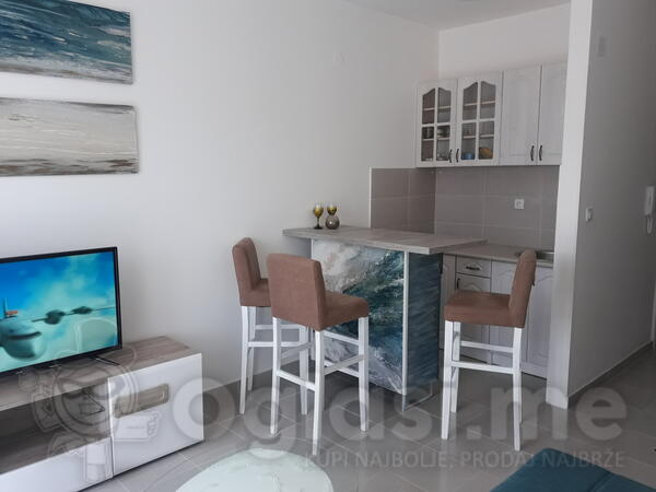Garsonjera 24m2 - Herceg Novi - Topla