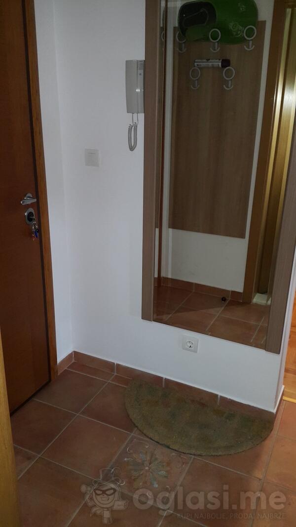 Jednosoban stan 50m2 - Podgorica - Stari Aerodrom