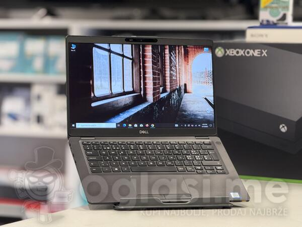 Dell Dell Latitude 5300 TouchScreen - 13.3" Intel i5 8GB GB