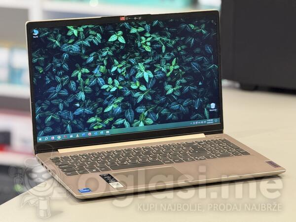Lenovo Lenovo IdeaPad 15 - 15.6" Intel i3 8GB GB