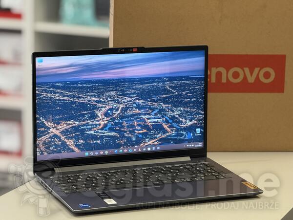 Lenovo Lenovo IdeaPad Slim 3i - 15.6" Intel i5 8GB GB