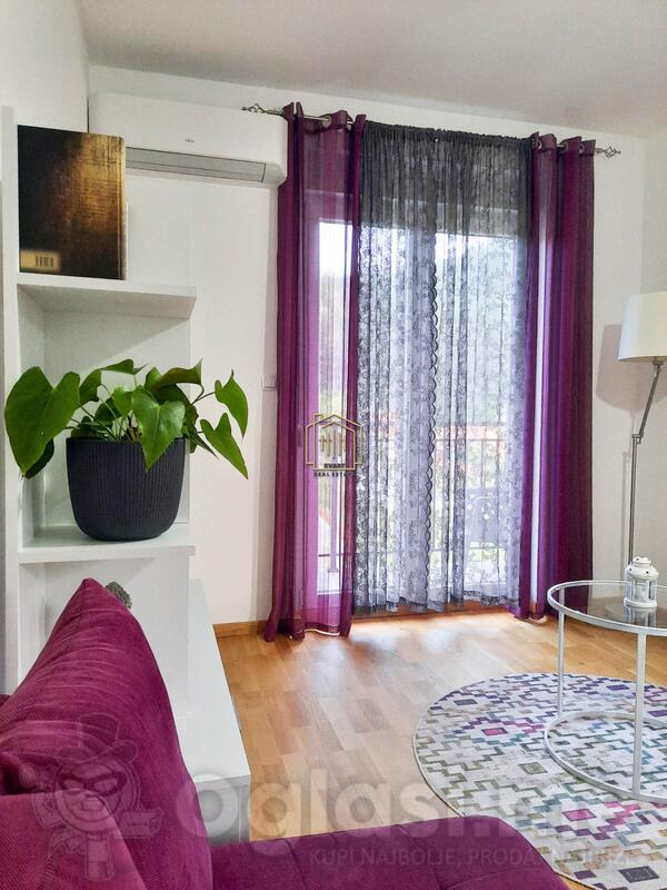 Jednosoban stan 50m2 - Cetinje - > Okolina grada