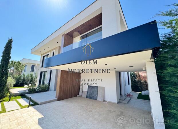 Porodična kuća 230m2 - Podgorica - Gornja Gorica