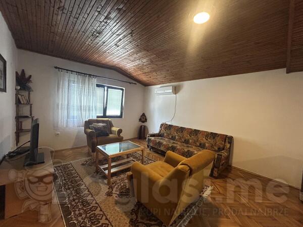 Dvosoban stan 90m2 - Bar - Šušanj