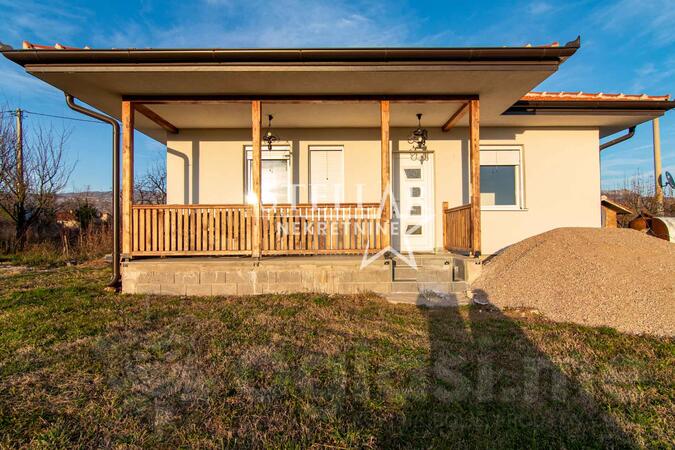 Porodična kuća 62m2 - Danilovgrad - Spuž