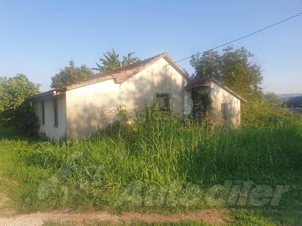 Porodična kuća 142m2 - Danilovgrad - Glavica