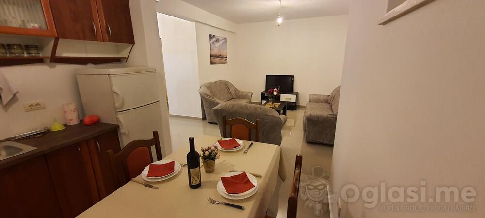 Dvosoban stan 66m2 - Bar - Sutomore