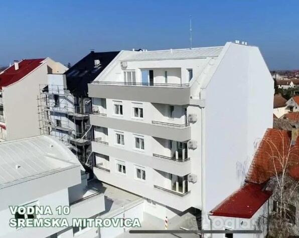 Petosoban stan 195m2 - Sremska Mitrovica - Sremska Mitrovica (uži dio)