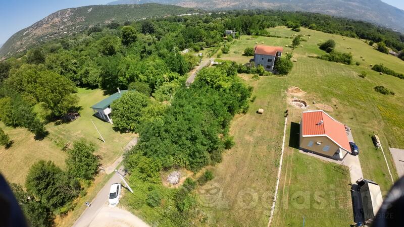 Građevinsko zemljište 2000m2 - Danilovgrad - Grlić