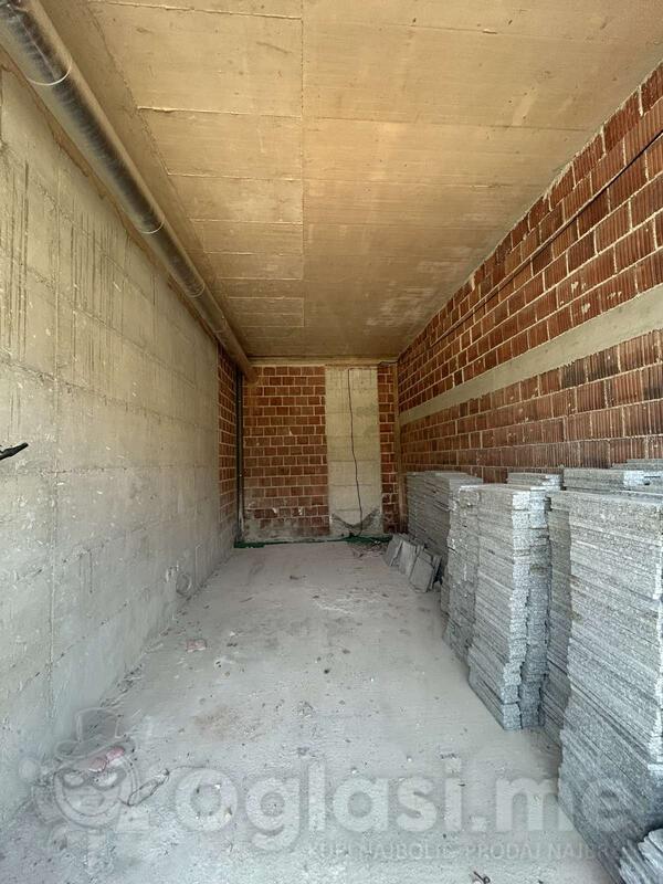 Lokal 26m2 - Bar - Bar (uži dio)