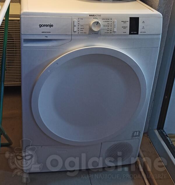 Prodajem mašinu za sušenje veša marke gorenje. Malo korišćena. 180 eura. Nevena 069/807080.