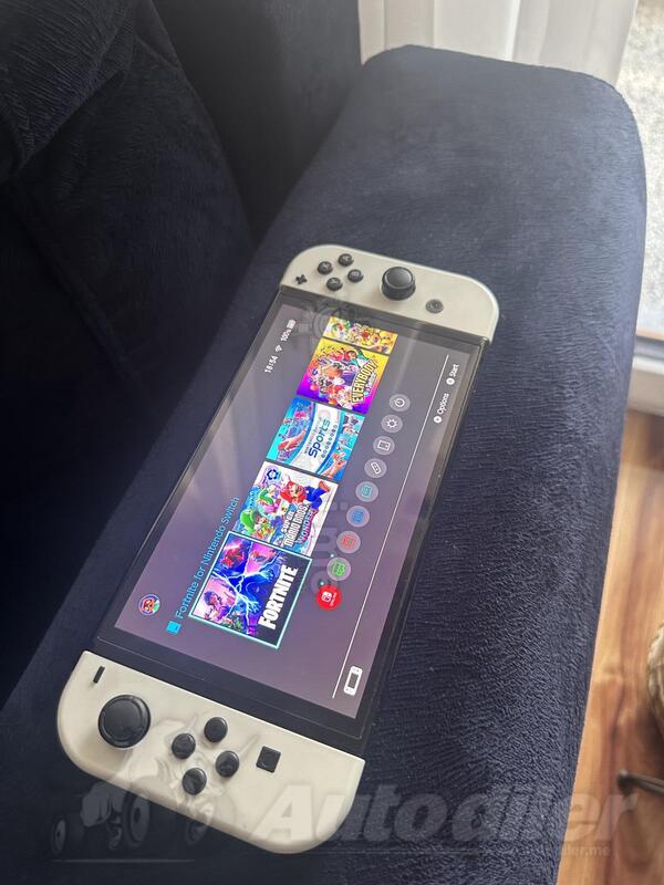 Nintendo - Switch