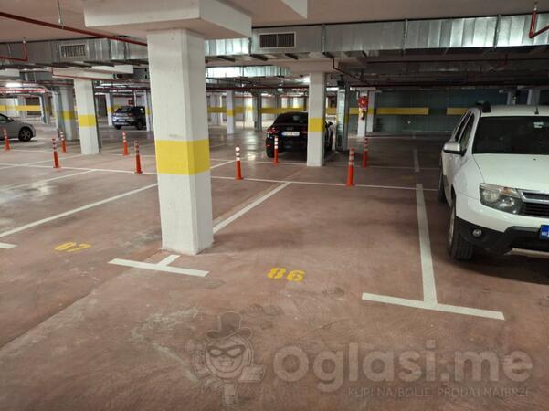 Garaža 13m2 - Podgorica - Tuški put