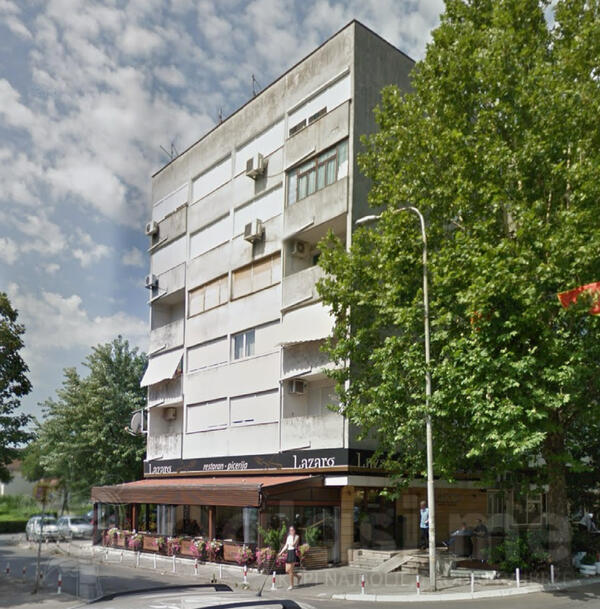 Garsonjera 30m2 - Podgorica - Preko Morače