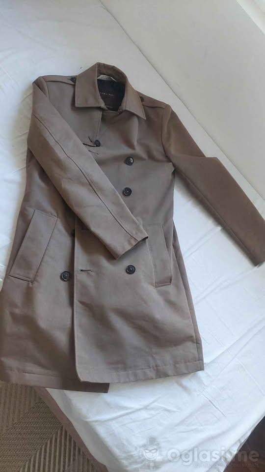 Zara Man MAntil