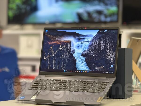 Lenovo Lenovo IdeaPad Slim 3i - 15.6" Intel i5 8GB GB