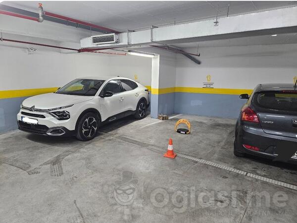 Garaža 15m2 - Budva - Bečići