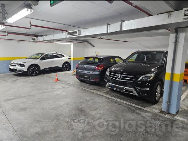 Garaža 15m2 - Budva - Bečići