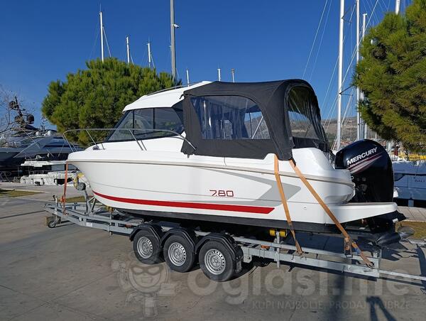 Beneteau - Beneteau Antares 780