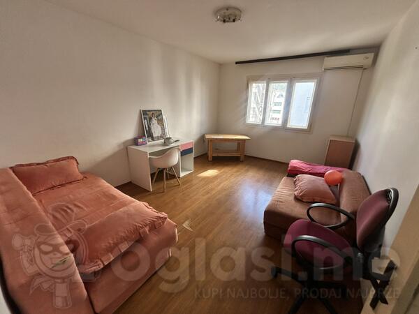 Jednosoban stan 36m2 - Bar - Centar grada