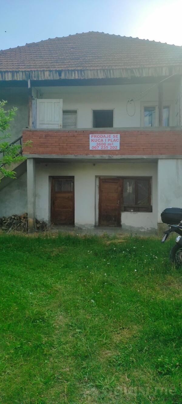Građevinsko zemljište 31000m2 - Berane - Pešca