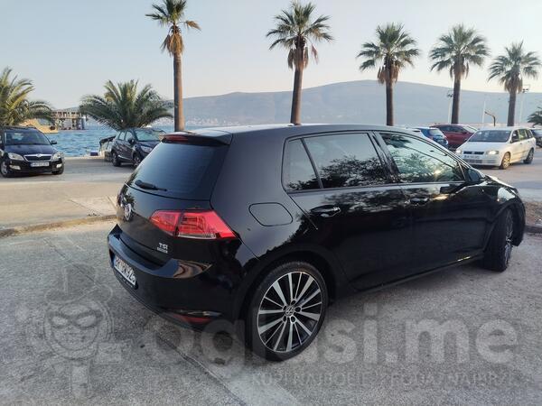 Volkswagen - Golf 7 - 1.2