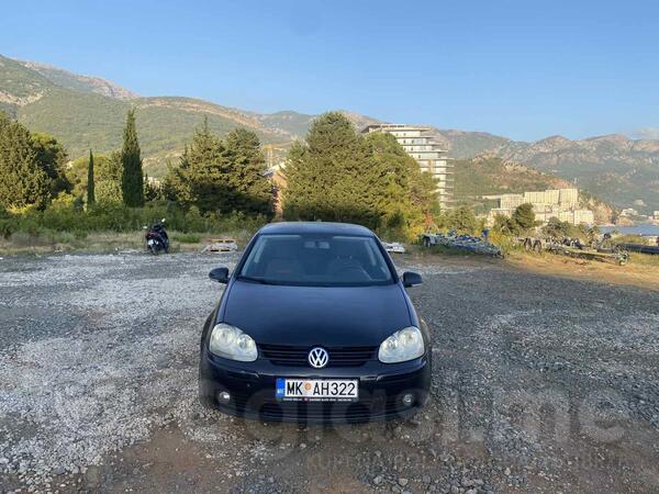 Volkswagen - Golf 5 - 1.4 FSI