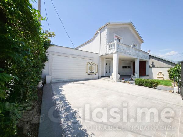 Porodična kuća 215m2 - Podgorica - Drač