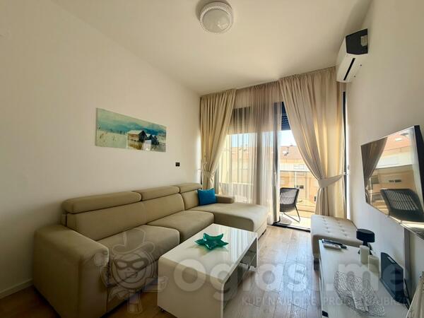 Garsonjera 35m2 - Bar - Centar grada