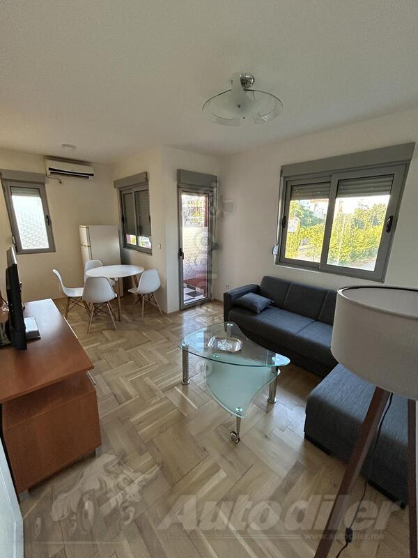 Jednosoban stan 40m2 - Podgorica - Stari Aerodrom Dom zdravlja