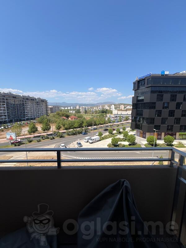 Kancelarija 85m2 - Podgorica - Central Point