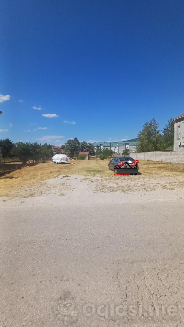 Građevinsko zemljište 678m2 - Nikšić - Nikšić (uži dio)