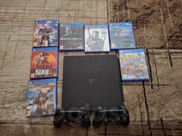 Sony - PlayStation 4