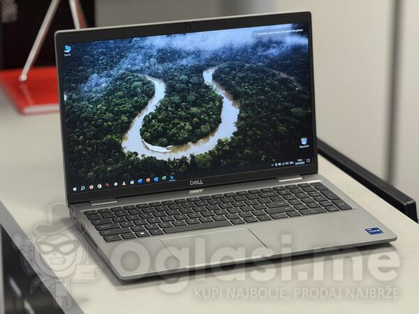 Dell Dell Latitude 5520 - 15.6" Intel i7 16GB GB
