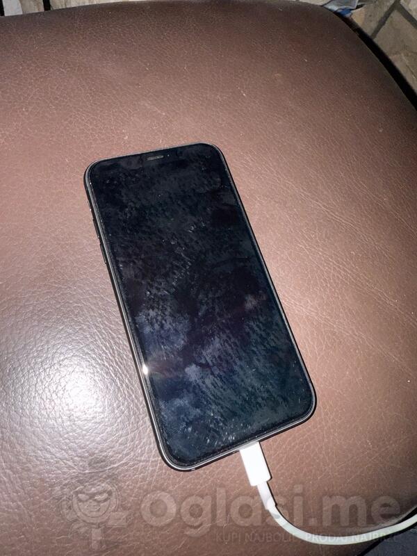 Apple - iPhone 11 64GB