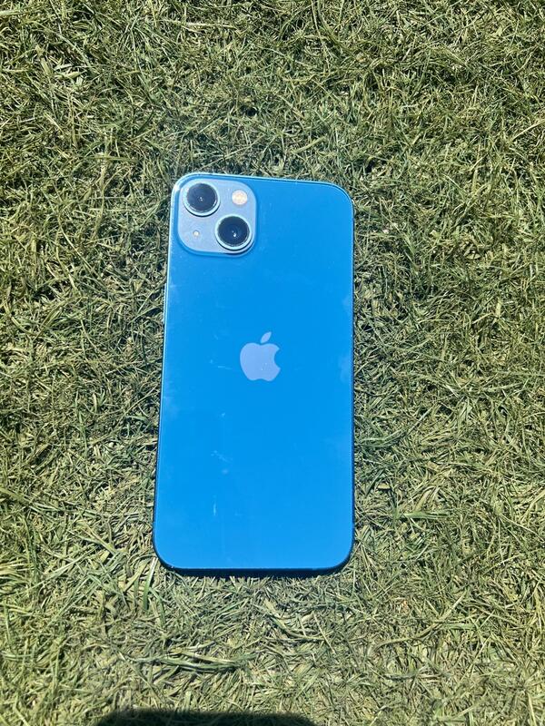 Apple - iPhone 13