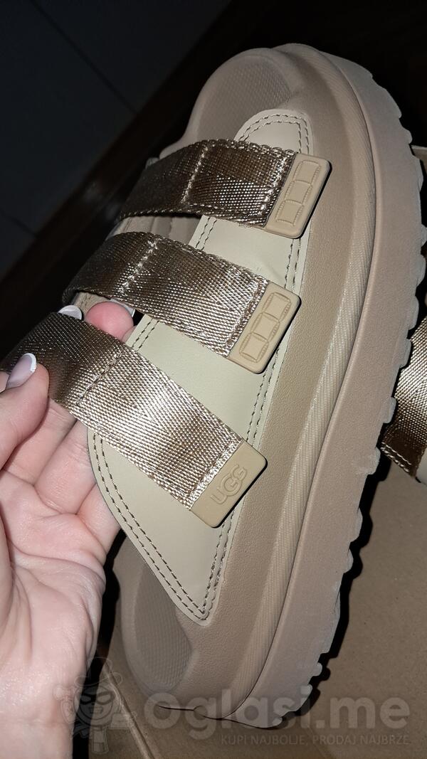 Model Golden Glow Slide UGG