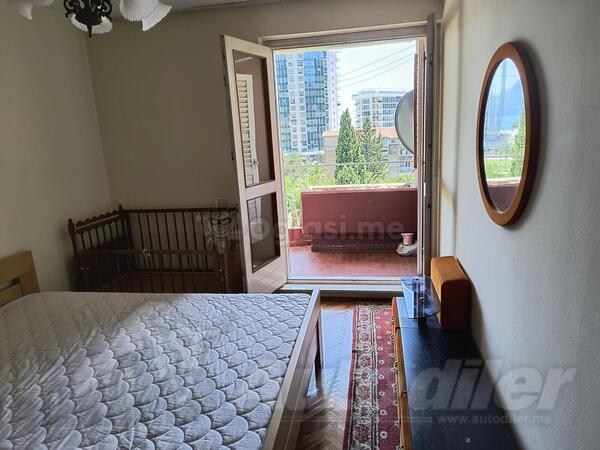 Trosoban stan 68m2 - Budva - Centar grada