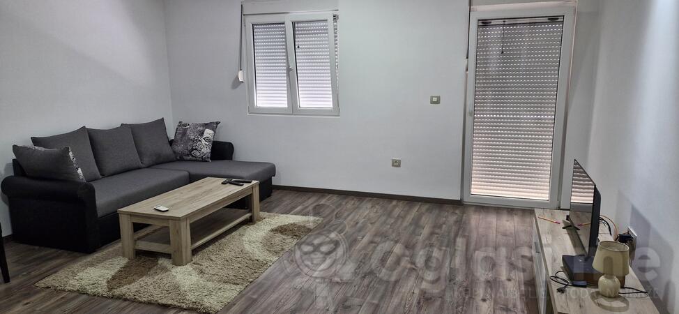 Dvosoban stan 75m2 - Podgorica - Sadine Milutina Kazica