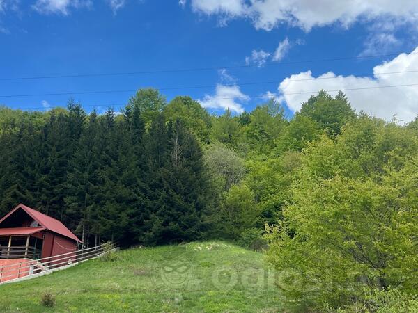 Građevinsko zemljište 800m2 - Podgorica - Veruša